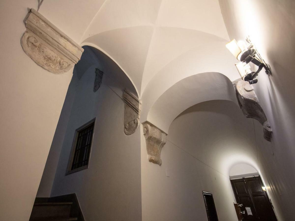 Residenza Paola - 2Br Trastevere — Photos 1